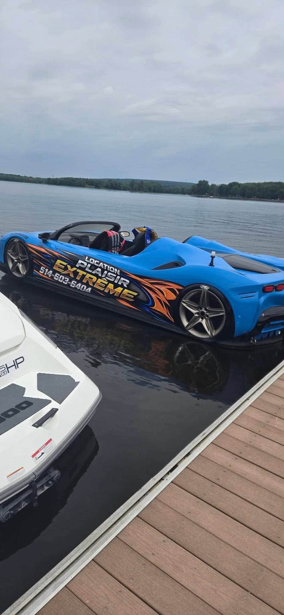 Jet Car Ferrai 2026 4 personnes — Rigaud