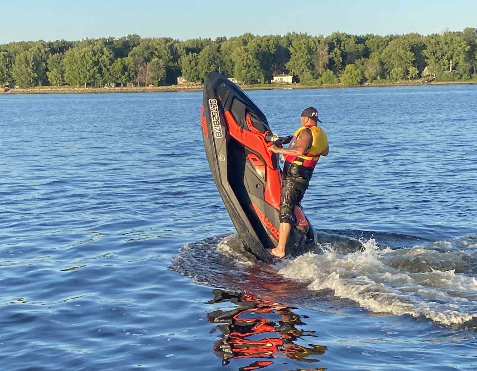 Motomarine Spark Trixx 2 places — Rigaud