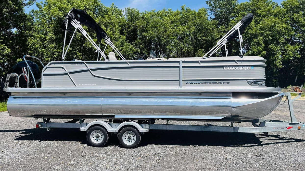 Ponton Princecraft Vectra 150HP - 13 Passagers — Rigaud