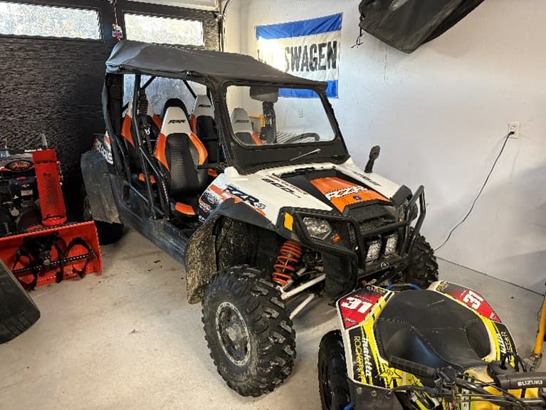 Côte à côte RZR 800 — Rigaud