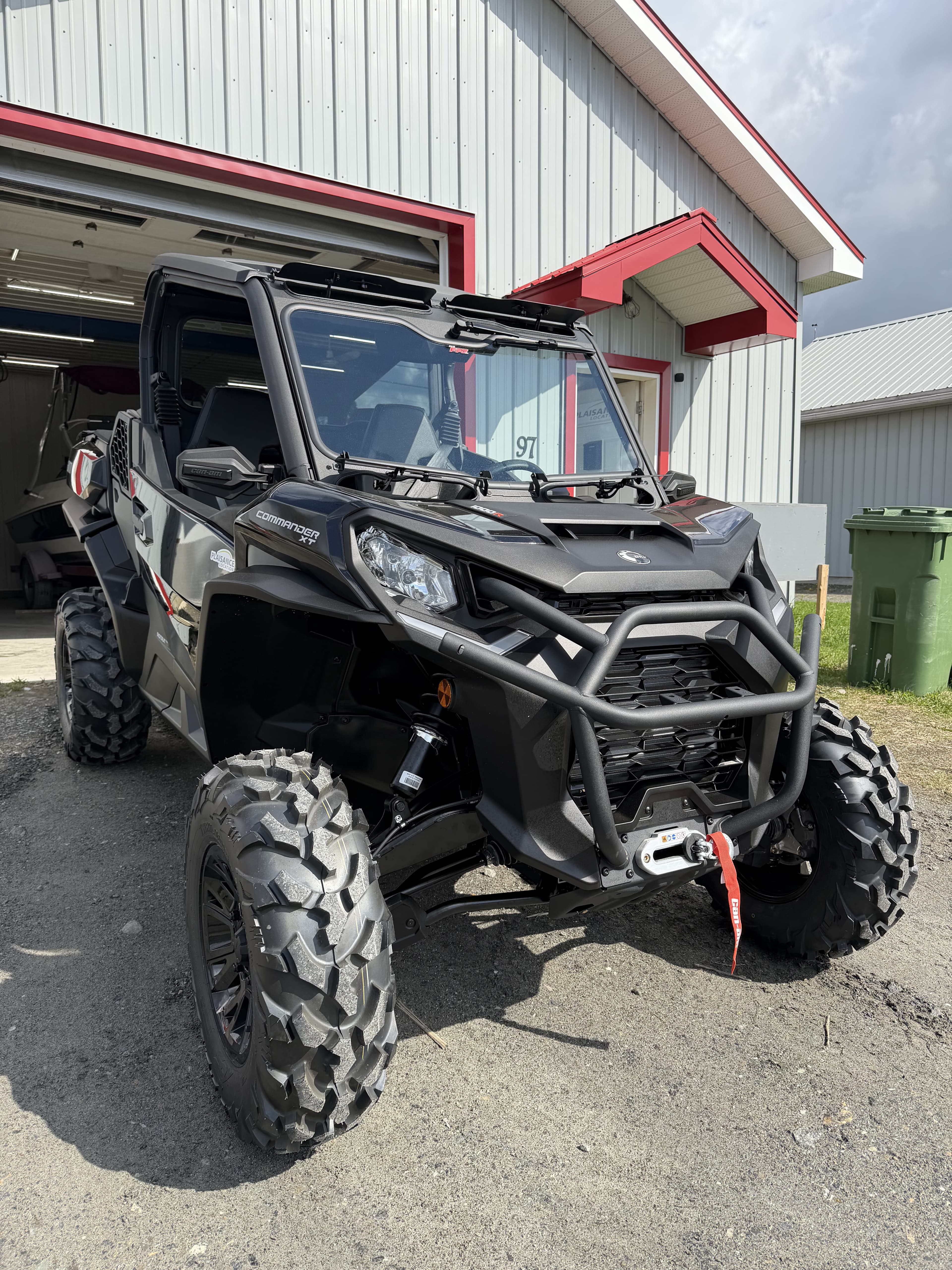 CAN-AM COMMANDER 1000R 2 PLACES 2026 ROUGE 1
