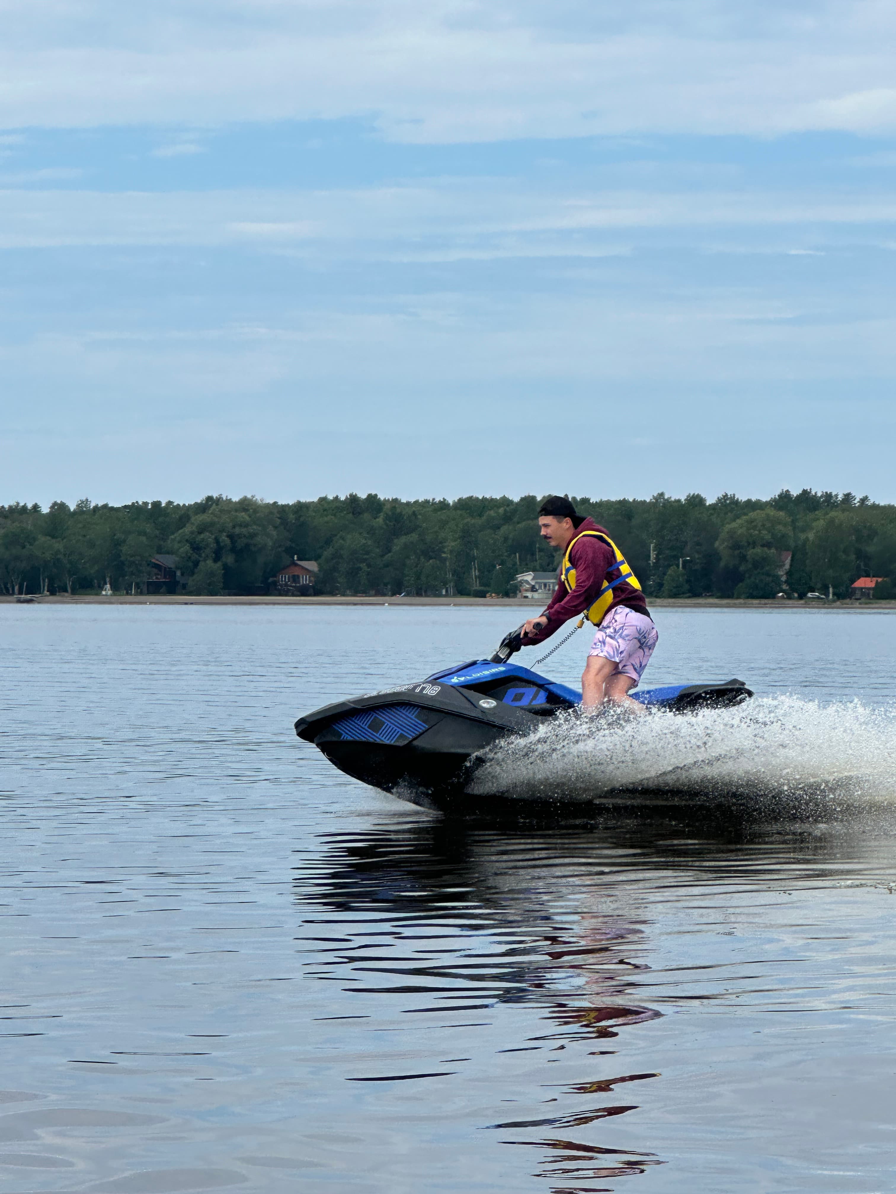 Motomarine Spark Trixx 2
